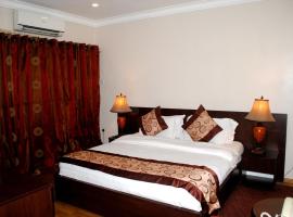 Grand Inn & Suites, hotell i Ijebu Ode