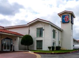 Motel 6-Euless, TX - DFW West, hotel din Euless
