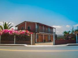 Sol de Playa, bed and breakfast a Playas