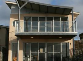 Penneshaw Oceanview Apartments, hotel v destinaci Penneshaw