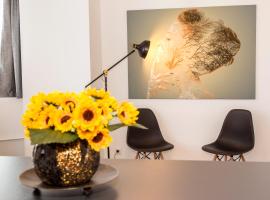 Studio L by MRG Apartments, hôtel à Bucarest