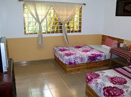 Garden Guesthouse, homestay in Kampong Chhnang
