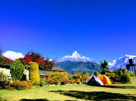 Annapurna Eco Village, hotel con estacionamiento en Pokhara
