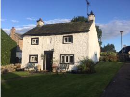 White Cottage Askham, hotell nära Askham Hall, Askham