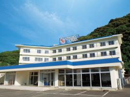 Hotel Sunset Susami، مكان عطلات للإيجار في Susami