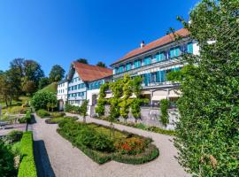 Gasthof Gyrenbad: Turbenthal şehrinde bir otoparklı otel