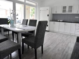 aQuarium City Vendégház, Privatzimmer in Abádszalók