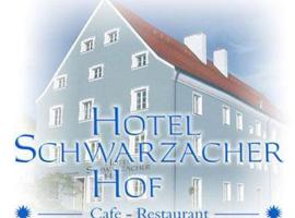 Schwarzacher Hof in Niederbayern, hotel v destinaci Schwarzach