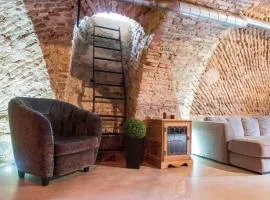 Unique Old Town Apartment
