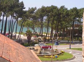 Ático en Vigo playa Samil, ξενοδοχείο στο Βίγκο