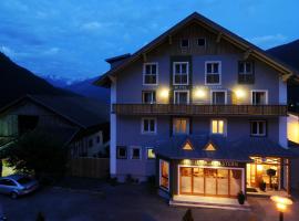 Hotel Tauernstern, hotel v destinaci Winklern