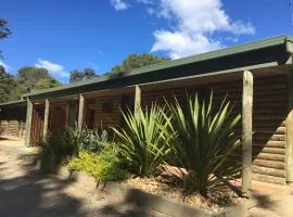 Mallacoota Log cabins