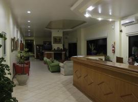 Hotel Fenic, Hotel in Quaraí