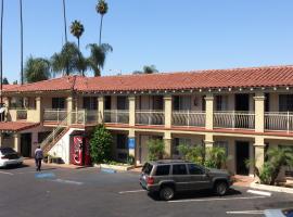 Santa Ana Travel Inn, motel em Santa Ana