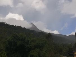 Paradise Entrance, hotel in Adams Peak