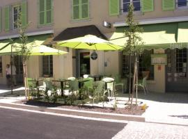 Le Central, hotel v destinaci Bellac