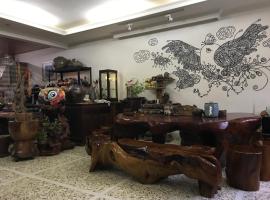 Sin Ya Homestay, hotel near Sanyi Wood Sculpture Museum, Sanyi