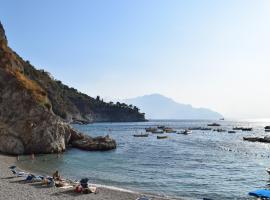 Casa della Marina - beach, seaview, wifi, hotel in Conca dei Marini