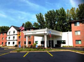 Heartland Inn Coralville، فندق في كورالفيل