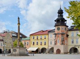 Městský Hotel Dorinka, hotelli kohteessa Hostinné