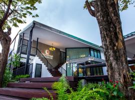 Chiangmai Midpoint Activity Hostel, hostel em Chiang Mai