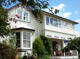 Cobden Garden, hotel cerca de Bluff Hill Lookout, Napier