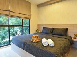 LUMPINI PARK BEACH CHA-AM (SEA VIEW) A01/207, hotel with pools in Ban Hup Kaphong