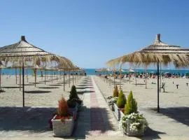 Nice Apartment in Beach