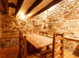 Apartamentos La Pastora, hotel mesra haiwan peliharaan di Peñarroya de Tastavins