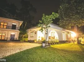 Thomasz Lodge