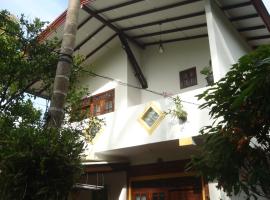 New Jaya Villa, hotel in Bentota