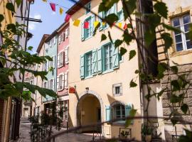 l'Arche des Chapeliers: Foix, Foix Castle yakınında bir otel