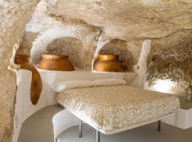 Casa Cueva Las Tinajas de Naya, hotell i Alcalá del Júcar