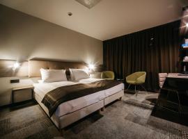 Q Hotel Plus Katowice, hotel v Katoviciach