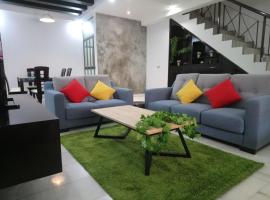 JB Homestay Bukit Indah WiFi CIQ Mall Legoland Free Parking, hotel v destinaci Johor Bahru