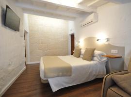 Port Antic Ciutadella by My Rooms Hotels TI, hotel v destinaci Ciutadella