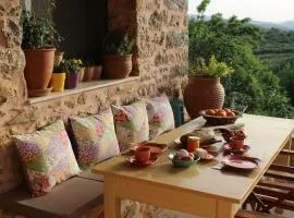 Orgon Farm Traditional Houses