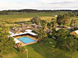 Pueblo Chico Agroturismo Hotel, aparthotel en La Floresta