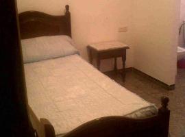 Hostal Medina, bed and breakfast en Olvera