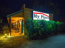 My Place Suites, hotel in Wickenburg