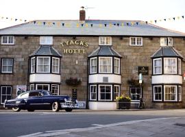 Tyacks Hotel, hotel em Camborne