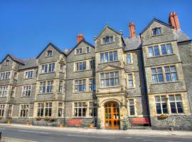 George IV Hotel, bed & breakfast σε Criccieth