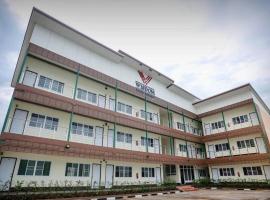 The Wisdom Residence, hotel con estacionamiento en Bung Kan