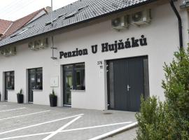 Penzion U Hujňáků, hotel in Rohatec