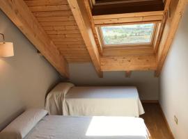 Ático Balcon De Jaca II, hôtel à Jaca