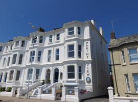 Marine View Guest House: Worthing şehrinde bir konukevi