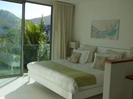 2 bedrooms charming apartment, West Island Resort, ξενοδοχείο με πάρκινγκ σε Rivière Noire