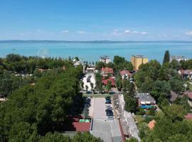 Balaton Kinizsi Apartman, hotel in Siófok