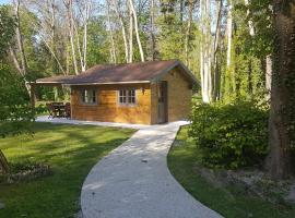 Chalet au Coeur de Foret Gouvieux, hotel in Gouvieux