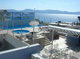 Aparthotel Pecic, Hotel in Gradac